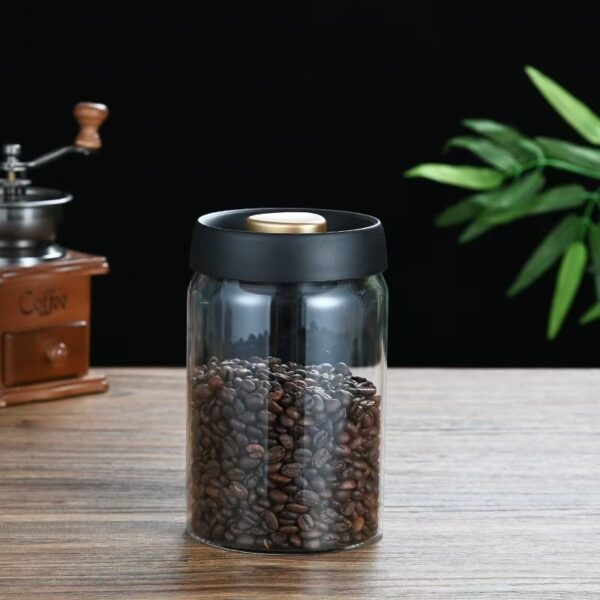 Vaccum glass storage jar with black cover