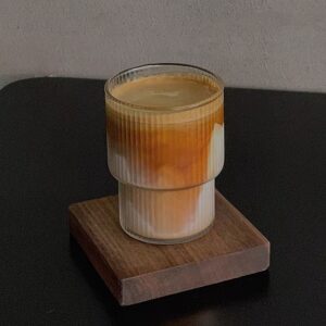 Vertical grain glass cup